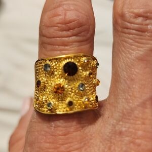 Elegant Gold Ring with Multicolor Stones Size 9
